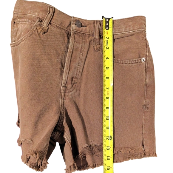 We The Free Makai Distressed Cutoff Shorts Womens Size 26 Brown Washed Chocolate - Picture 12 of 16